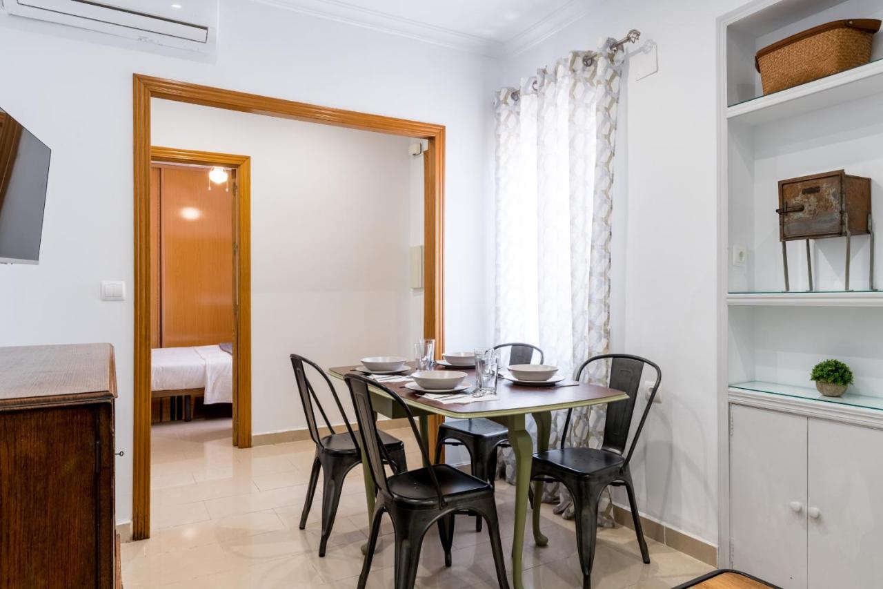 Appartamento Holi-Rent Salado Siviglia Esterno foto