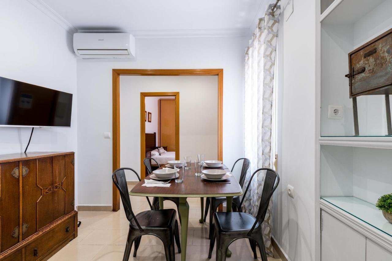 Appartamento Holi-Rent Salado Siviglia Esterno foto
