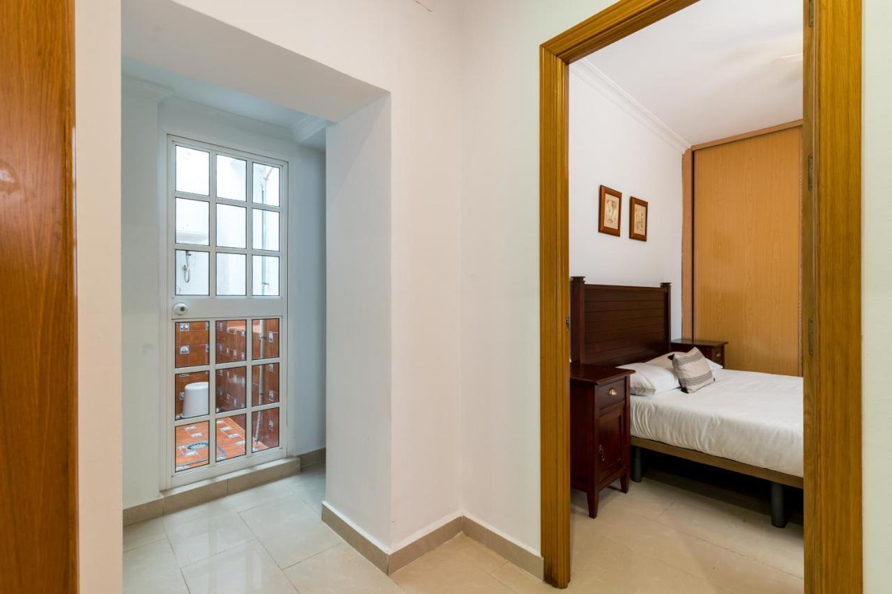 Appartamento Holi-Rent Salado Siviglia Esterno foto