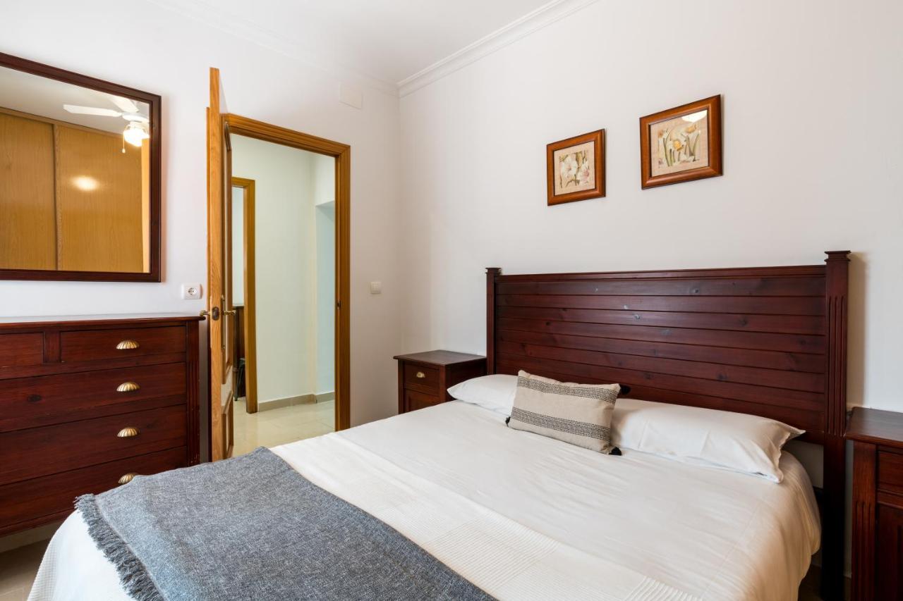 Appartamento Holi-Rent Salado Siviglia Esterno foto